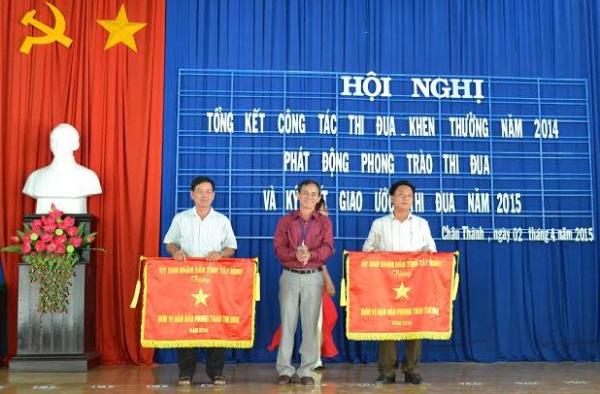 Châu Thành: Khen thưởng 178 tập thể và cá nhân đạt thành tích trong công tác thi đua 